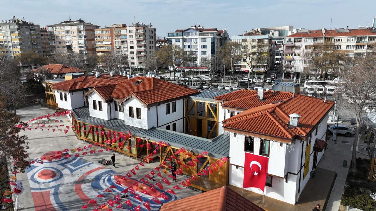 Konya, 2026 Avrupa Bisiklet Başkenti coşkusunu Velespit Müzesi açılışıyla taçlandırdı 25